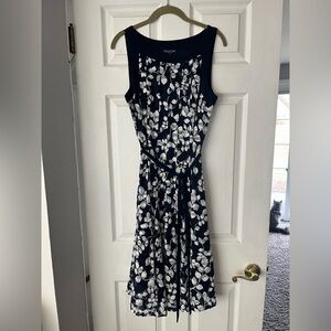 Women’s dress